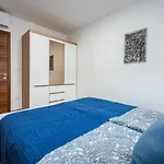 Punta Mary House With Appartement Umag