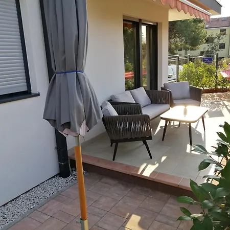 Punta Mary House With Apartment
