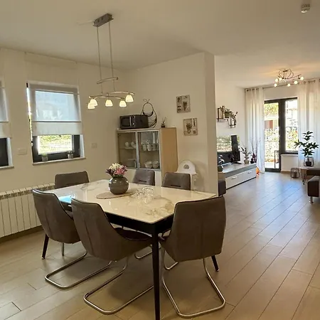Apartment Punta Mary House With Umag