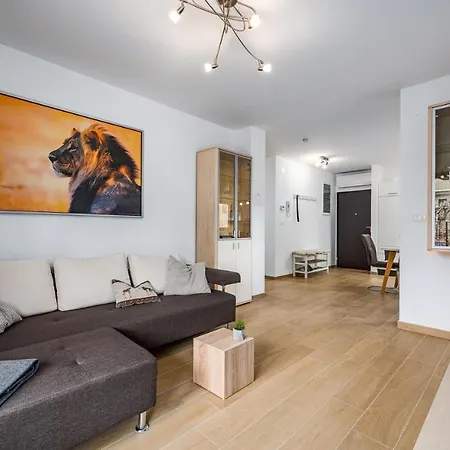 Punta Mary 100 Meters To The Sea, Fresh 3-bedroom Ground Floor Gem Apartmán