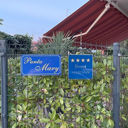 Punta Mary House With Apartment